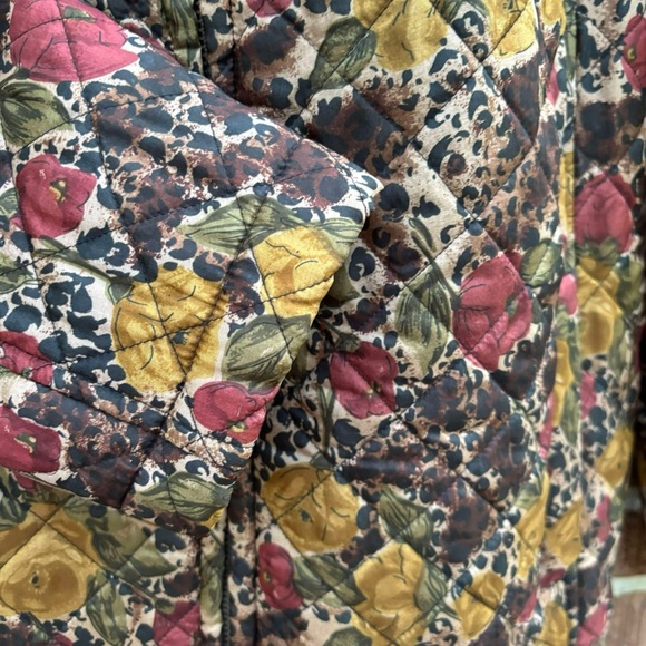 Quilted Zip Floral Print Long Sleeve Pockets Fully lined Women’s Jacket Sz M - Picture 3 of 9